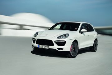 Porsche Cayenne Turbo S (Mk II) specs