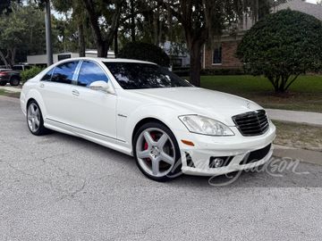 MERCEDES-BENZ S63, 2009