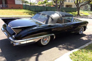 CADILLAC ELDORADO BIARRITZ CONVERTIBLE, 1957