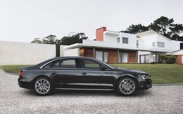Audi A8 L 4.2 TDI (D4) specs