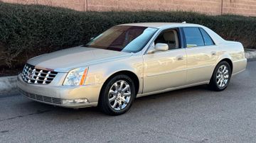 Cadillac DTS, 2009