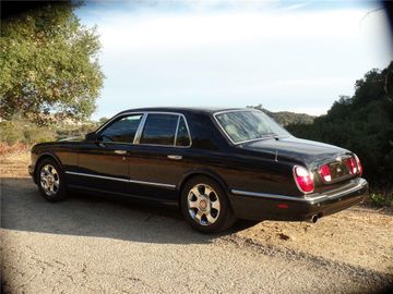 BENTLEY ARNAGE 4 DOOR SEDAN, 2001
