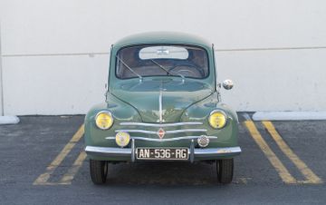 Renault 4CV Berline, 1954