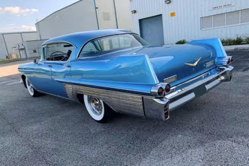 CADILLAC SERIES 60 SPECIAL CUSTOM SEDAN, 1957