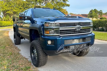 Chevrolet Silverado 2500HD Custom Pickup, 2015