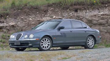 Jaguar S-Type, 2001