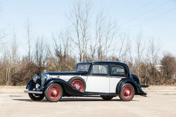 Bentley 4¼ Liter Pillarless Sports Saloon, 1936