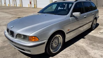 BMW 528i Sport Wagon, 2000