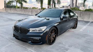 BMW 750i, 2017