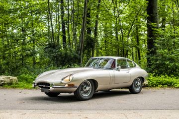 Jaguar E-Type Series 1 4.2-litre FHC, 1965