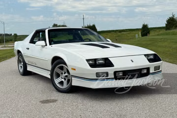 CHEVROLET CAMARO IROC-Z, 1988