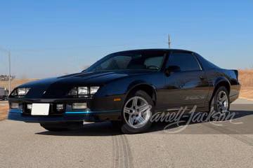 CHEVROLET CAMARO IROC-Z, 1988