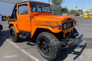 TOYOTA LAND CRUISER FJ40 CUSTOM SUV, 1982