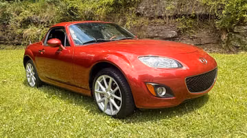 Mazda MX-5 Miata Touring Convertible, 2010