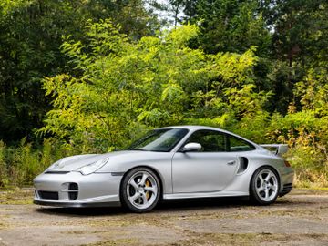 Porsche 911 GT2, 2001