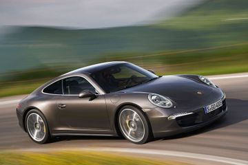 مواصفات بورشه 911 كاريرا 4S (991)