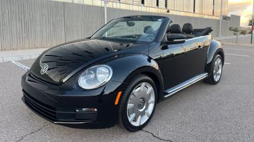 Volkswagen Beetle Convertible, 2013