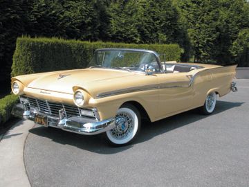 Ford Fairlane 500 Skyliner Retractable Hard Top, 1957