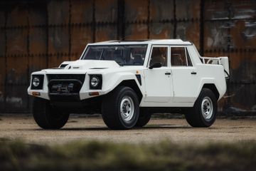 Lamborghini LM002, 1985