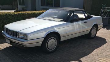 Cadillac Allante Convertible, 1990