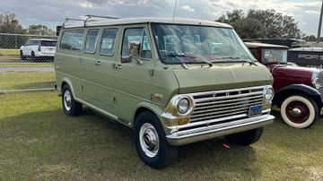 Ford Econoline Club Wagon, 1970