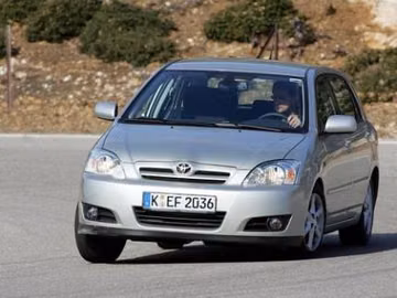Toyota Corolla 2.0 D-4D specs