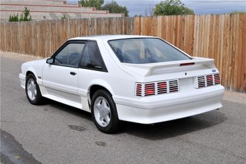 FORD MUSTANG GT, 1993