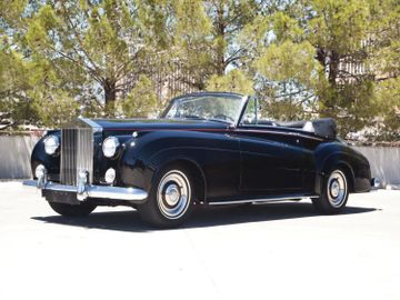 Rolls-Royce Silver Cloud II Drophead Coupe by Mulliner Park Ward, 1961