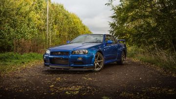 Nissan Skyline GTR V-Spec II-Auction Lot, 2000