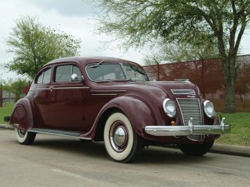 Chrysler C-17 Imperial Airflow, 1937