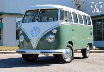 Volkswagen Type 2 23-Window Split-Screen Microbus, 1969