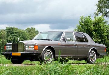 Rolls-Royce Silver Spirit II specs