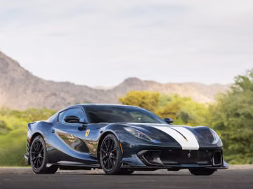 Ferrari 812 Competizione, 2024
