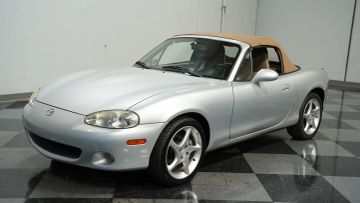 Mazda MX-5 1.8 'Jasper Conran' Edition, 2001