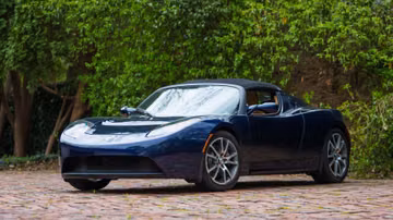 Tesla Roadster, 2010