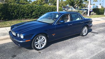 Jaguar XKR Sedan, 2004