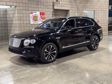 Bentley Bentayga, 2017