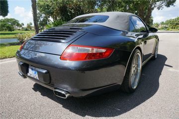 PORSCHE 911 CABRIOLET, 2006