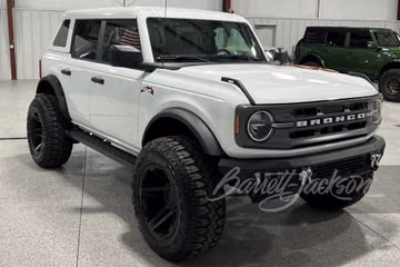 FORD BRONCO CUSTOM SUV, 2022