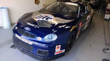Ford NASCAR Cup Car, 2001