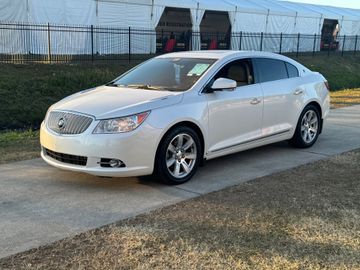 Buick LaCrosse CXL Sedan, 2010