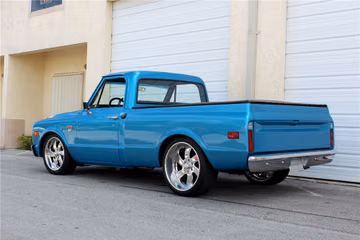 CHEVROLET C-10 PICKUP, 1968