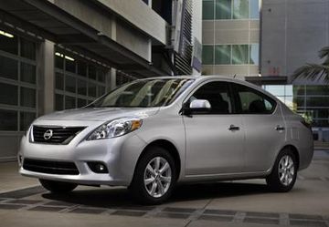 Nissan Versa 1.6 (N17) specs