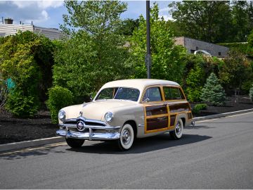 Ford Custom Deluxe Station Wagon, 1950