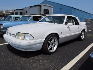 Ford Mustang Convertible, 1989