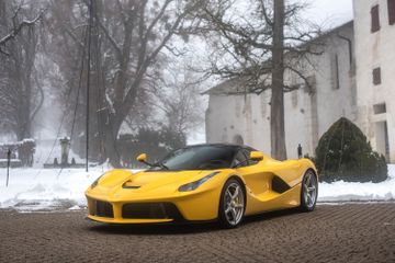 Ferrari LaFerrari Coupé, 2014