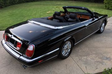 ROLLS-ROYCE CORNICHE CONVERTIBLE, 2002