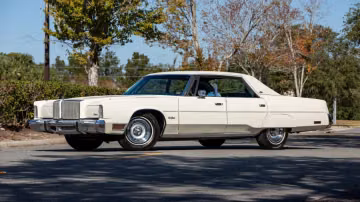 Chrysler New Yorker Broughman, 1976