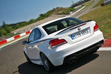 BMW 135i Performance Option (E82) specs