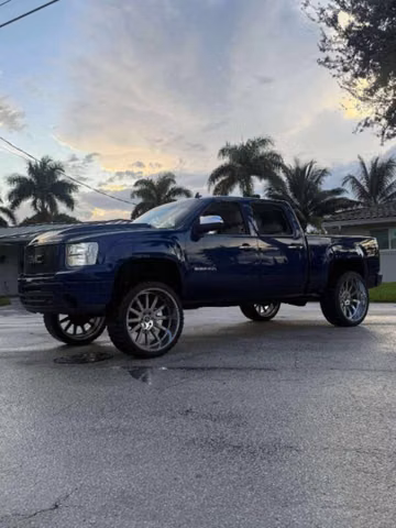 GMC 1500 Sierra Pickup, 2013